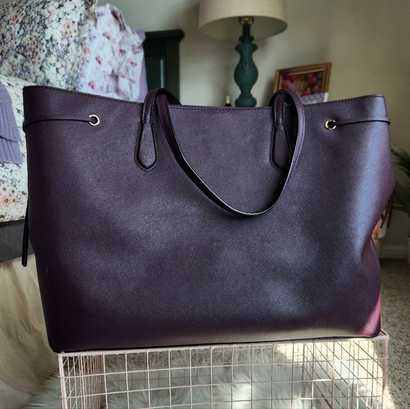 Kate Spade New York Leathet Tote Bag - Picture 2 of 8